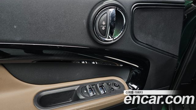 Mini Countryman 2018 — photo 17