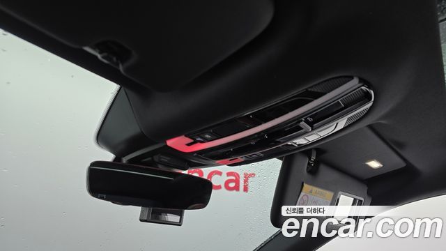Porsche Cayenne 2020 — photo 17