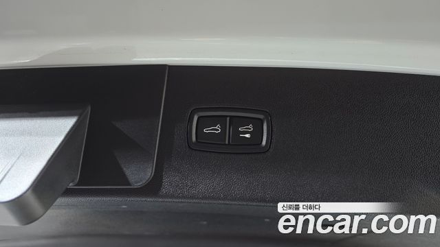 Porsche Cayenne 2020 — photo 20