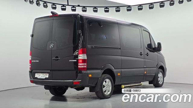 Mercedes-Benz Sprinter 2017 — photo 2