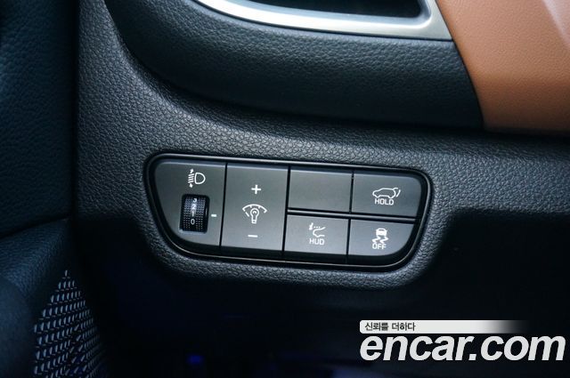 Kia Seltos 2023 — photo 8