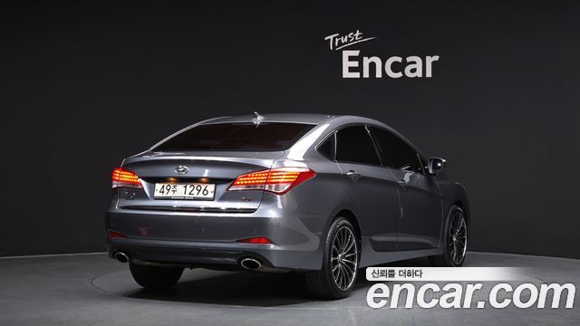 Hyundai i40 2012 — photo 2