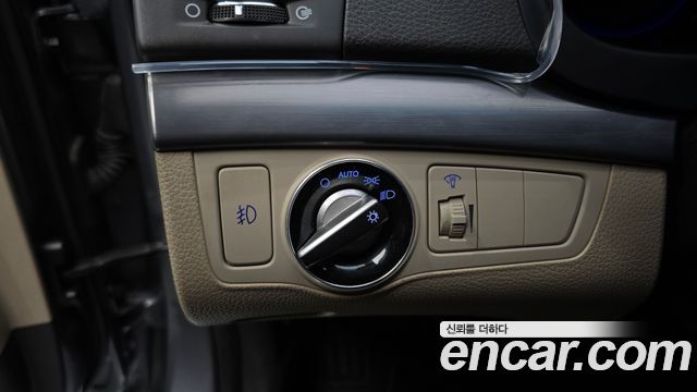 Hyundai i40 2012 — photo 17