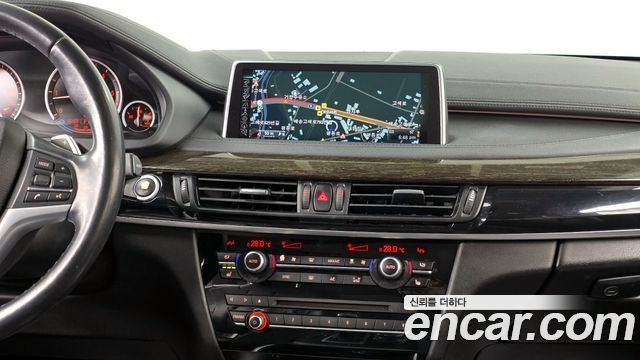 BMW X6 2015 — photo 14