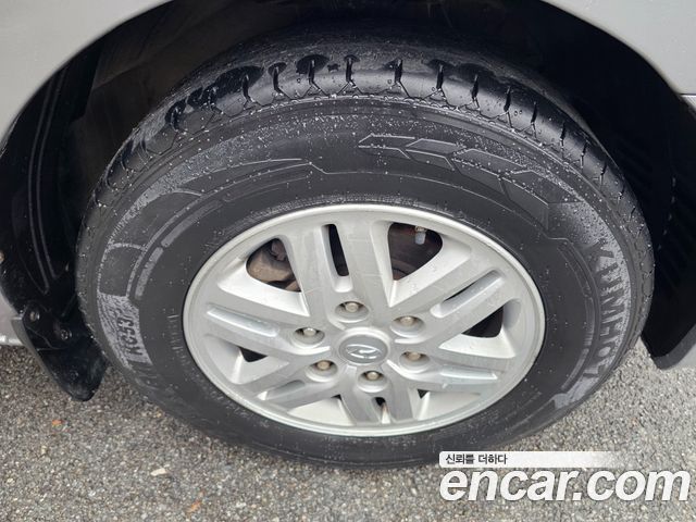 Hyundai Starex 2017 — photo 9