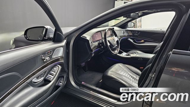 Mercedes-Benz S-Class 2015 — photo 10