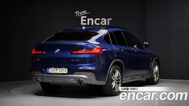 BMW X4 2021 — photo 2