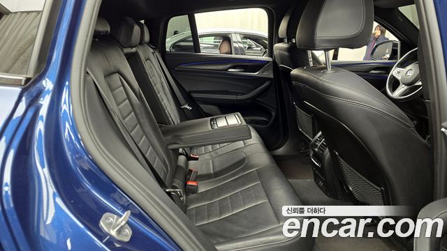 BMW X4 2021 — photo 12