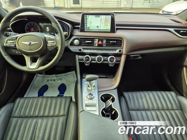 Genesis G70 2018 — photo 9