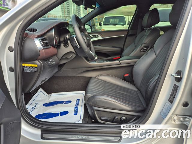 Genesis G70 2018 — photo 11