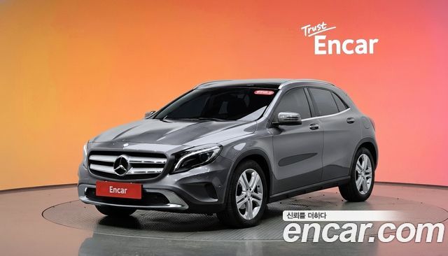 Mercedes-Benz GLA-Class