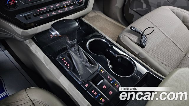 Kia Canival 2019 — photo 9