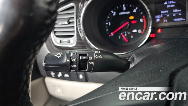 Kia Canival 2019 — photo 14