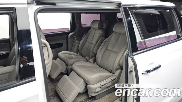 Kia Canival 2019 — photo 19