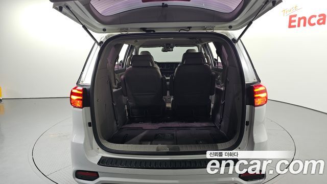 Kia Canival 2019 — photo 20