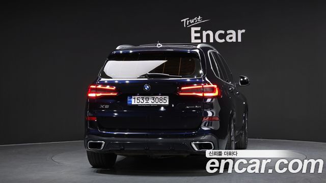 BMW X5 2022 — photo 4
