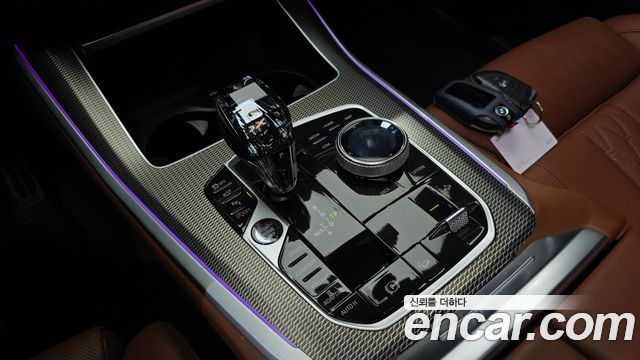 BMW X5 2022 — photo 9