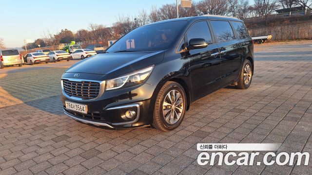 Kia Canival 2018 — photo 3