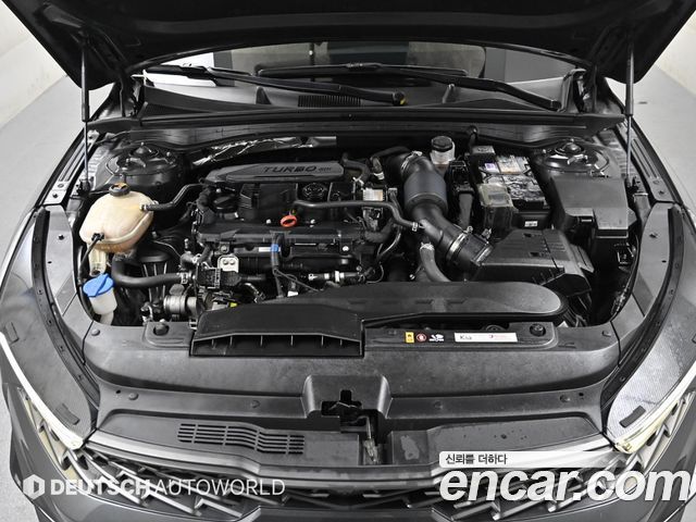 Kia K5 2022 — photo 6