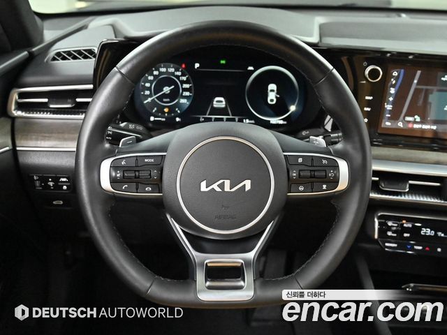 Kia K5 2022 — photo 13