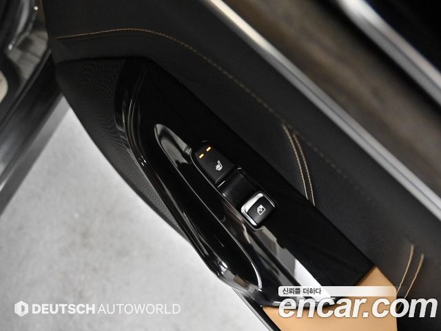 Kia K5 2022 — photo 16