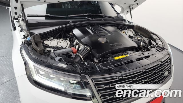 Land Rover Range Rover Velar 2025 — photo 6