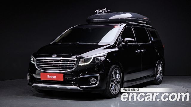 Kia Canival 2018 — photo 1