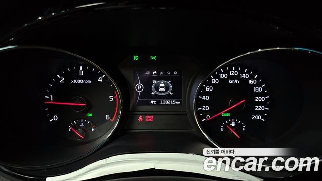 Kia Canival 2018 — photo 8