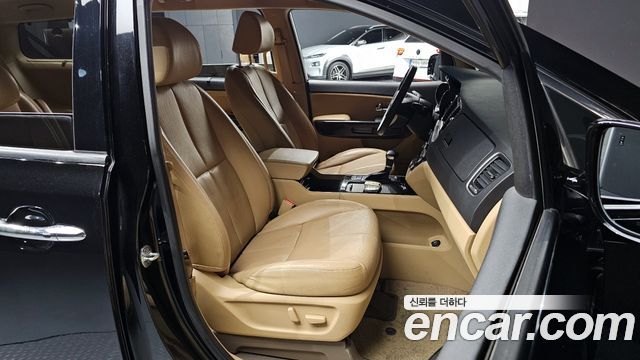 Kia Canival 2018 — photo 10