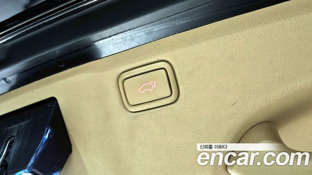 Kia Canival 2018 — photo 17