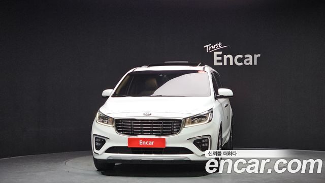 Kia Canival 2019 — photo 3