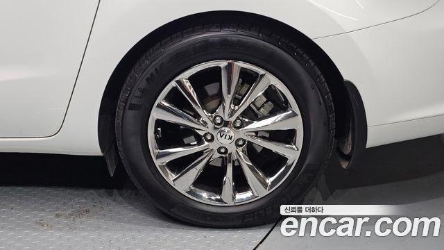 Kia Canival 2019 — photo 5