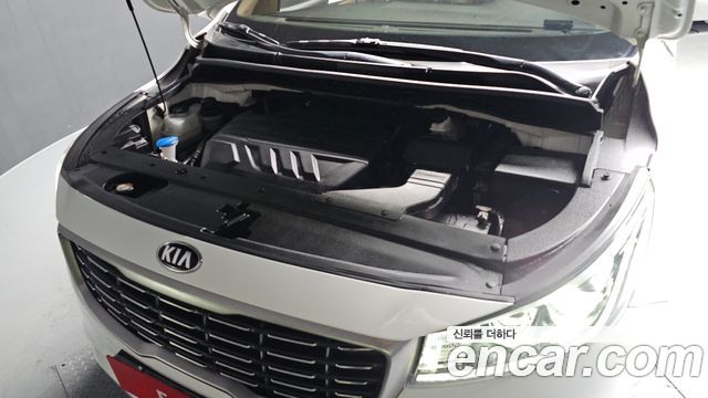Kia Canival 2019 — photo 6