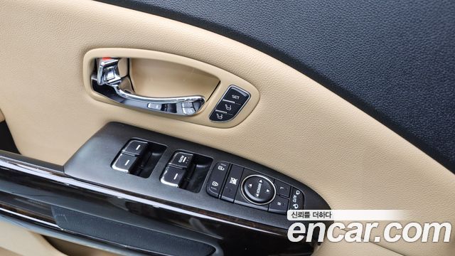 Kia Canival 2019 — photo 15
