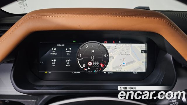 Land Rover Defender 2024 — photo 8