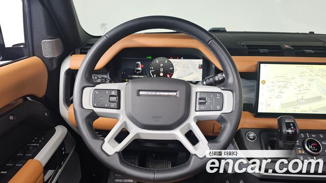 Land Rover Defender 2024 — photo 13