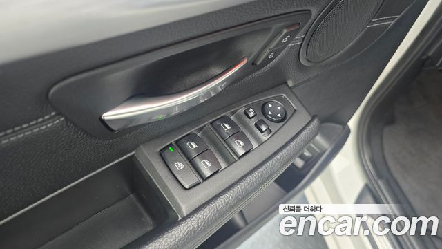 BMW 2-Series 2019 — photo 14