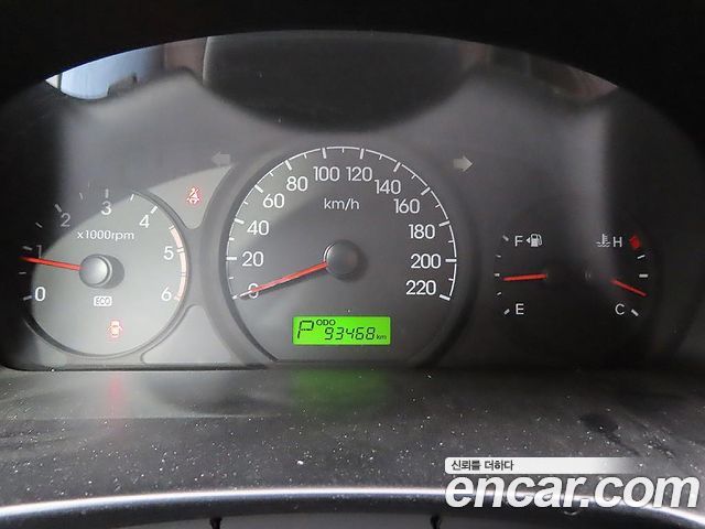Hyundai Starex 2015 — photo 8