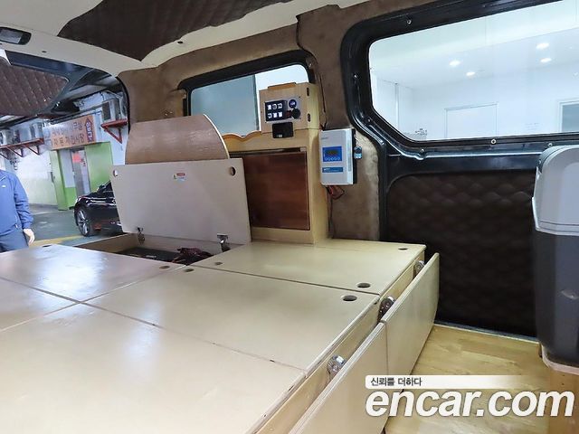 Hyundai Starex 2015 — photo 13