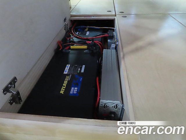 Hyundai Starex 2015 — photo 19