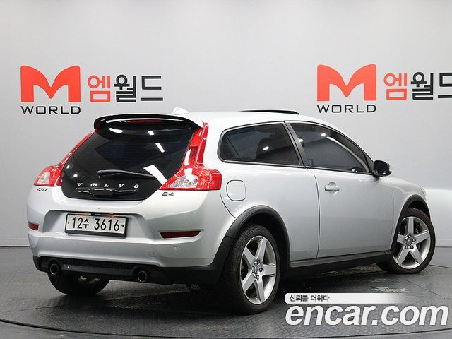 Volvo C30 2012 — photo 3