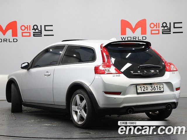Volvo C30 2012 — photo 4
