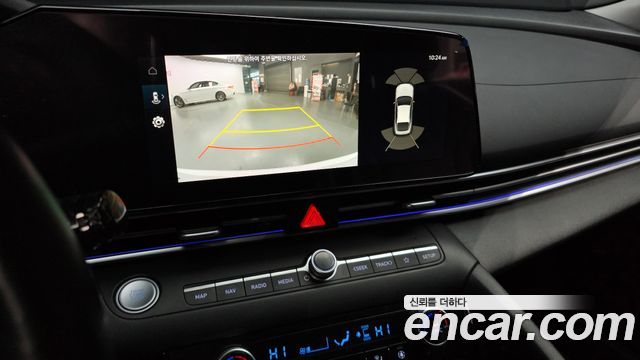 Hyundai AVANTE 2022 — photo 15