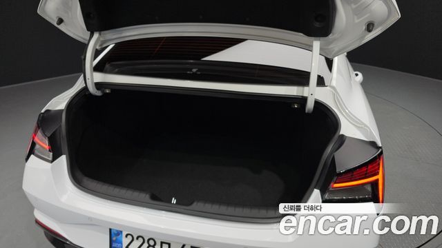 Hyundai AVANTE 2022 — photo 20