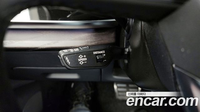 Audi Q7 2021 — photo 16