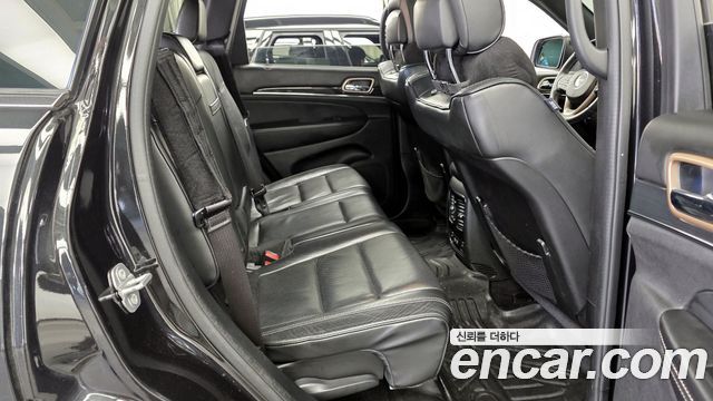Jeep Cherokee 2016 — photo 12