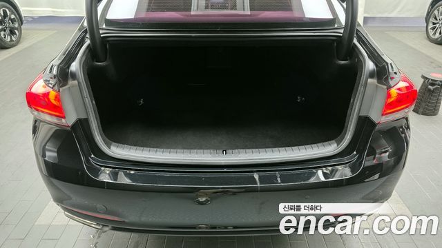 Hyundai Genesis 2016 — photo 20