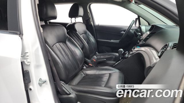 Chevrolet Korea Orlando 2015 — photo 11