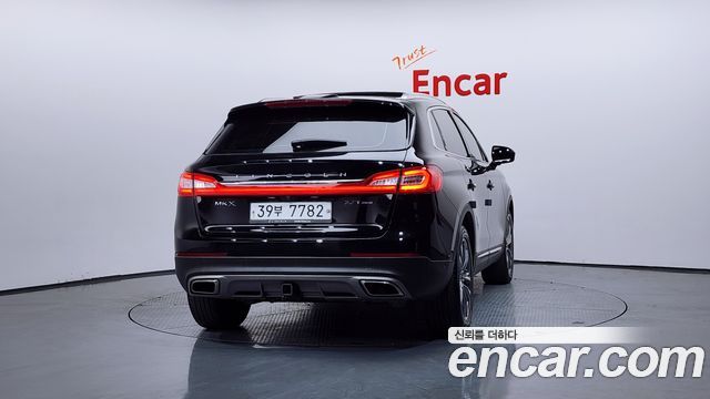 Lincoln MKX 2017 — photo 4