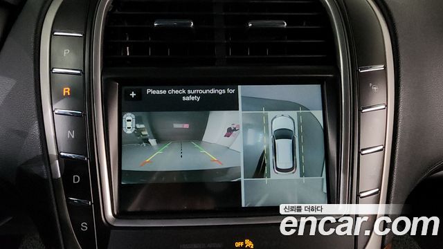 Lincoln MKX 2017 — photo 15